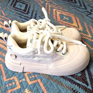 KILLWINNER‎ SMILE LIFE SHOES